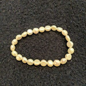 Costume Pearl Stretchy Bracelet